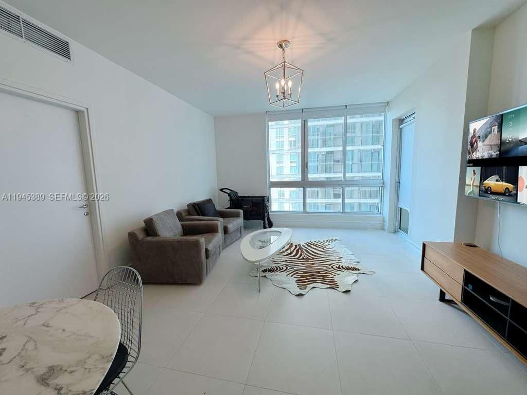 300 S Biscayne Blvd, Unit T-2304, Miami, FL 33131 Photo