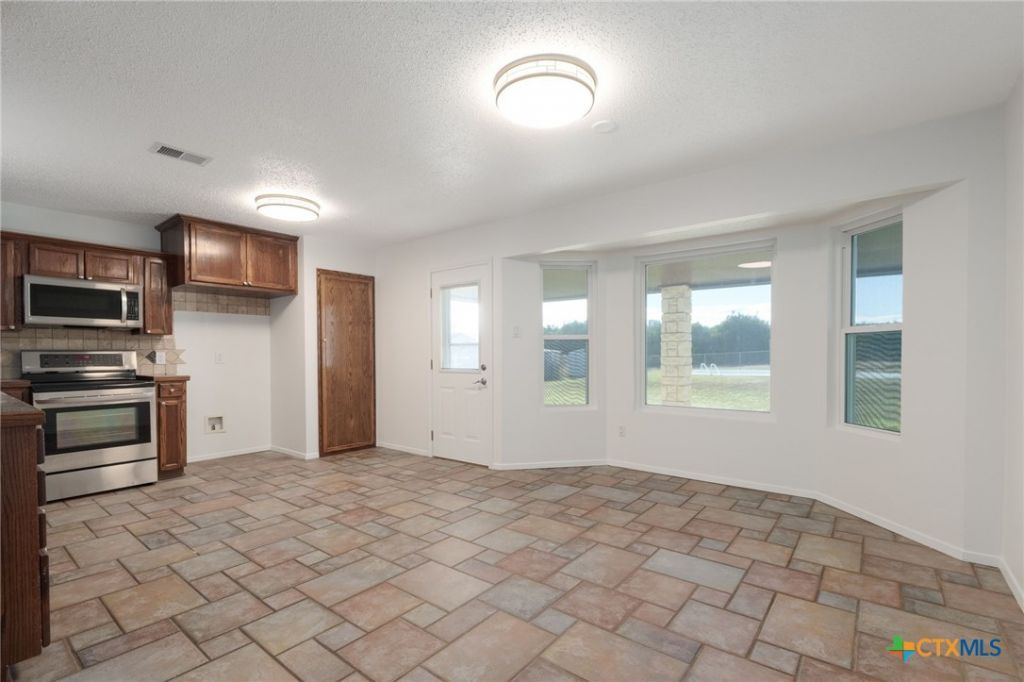 315 Cody Lane, Killeen, TX 76542 Main Photo