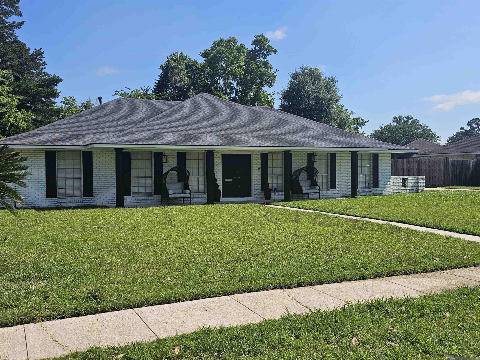 12379 Fairhaven Dr, Baton Rouge, LA 70815 Main Photo