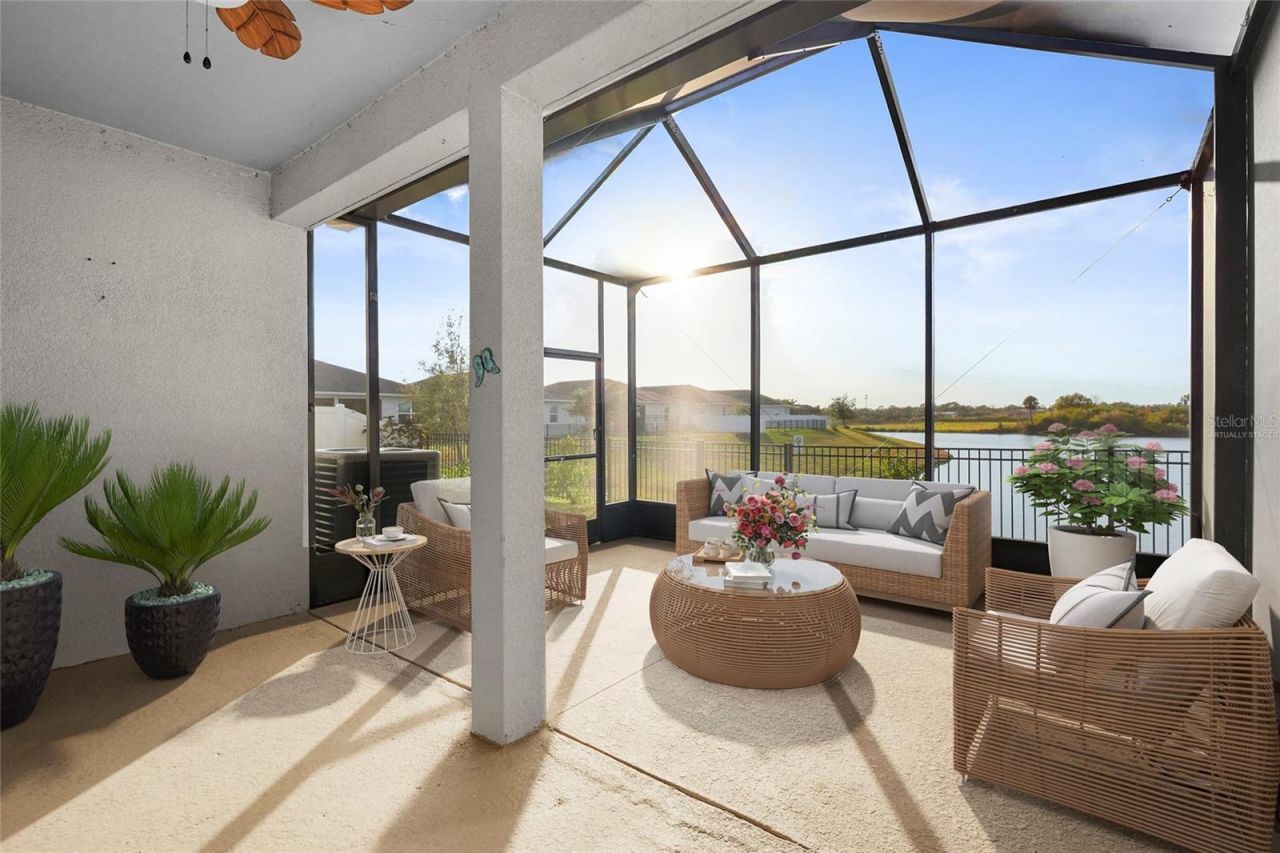 7322 34th Court E, Sarasota, FL 34243 Photo