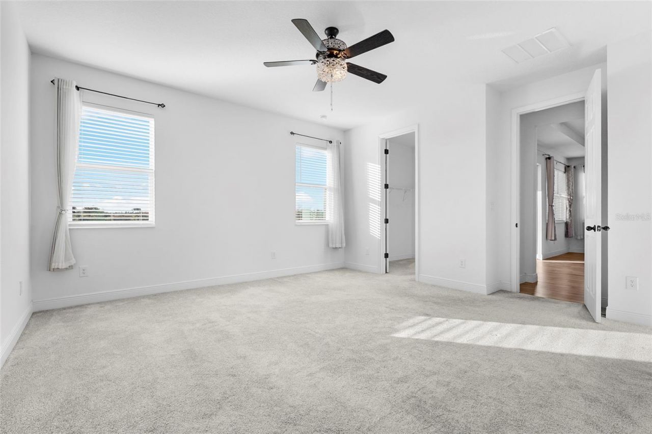 7322 34th Court E, Sarasota, FL 34243 Photo