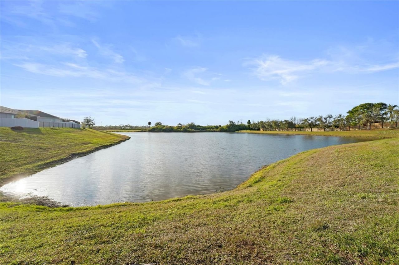 7322 34th Court E, Sarasota, FL 34243 Photo