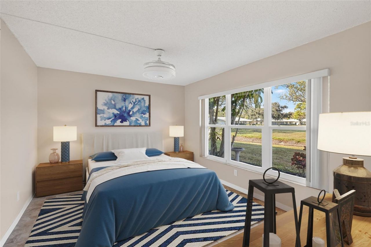 7880 Palm Aire Lane, Unit 105, Sarasota, FL 34243 Photo