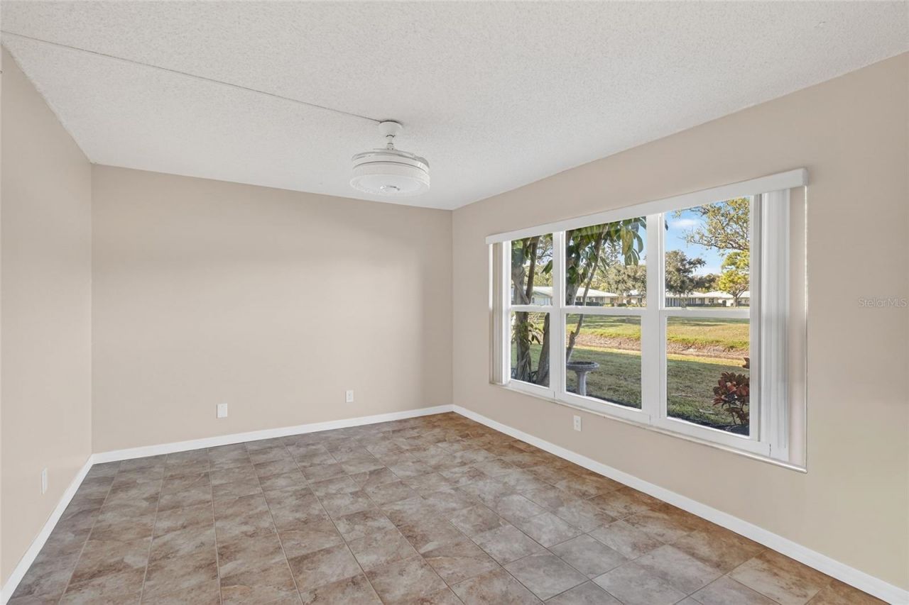 7880 Palm Aire Lane, Unit 105, Sarasota, FL 34243 Photo