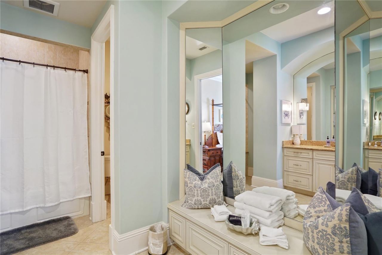 1363 Oceanview Drive, Tierra Verde, FL 33715 Photo