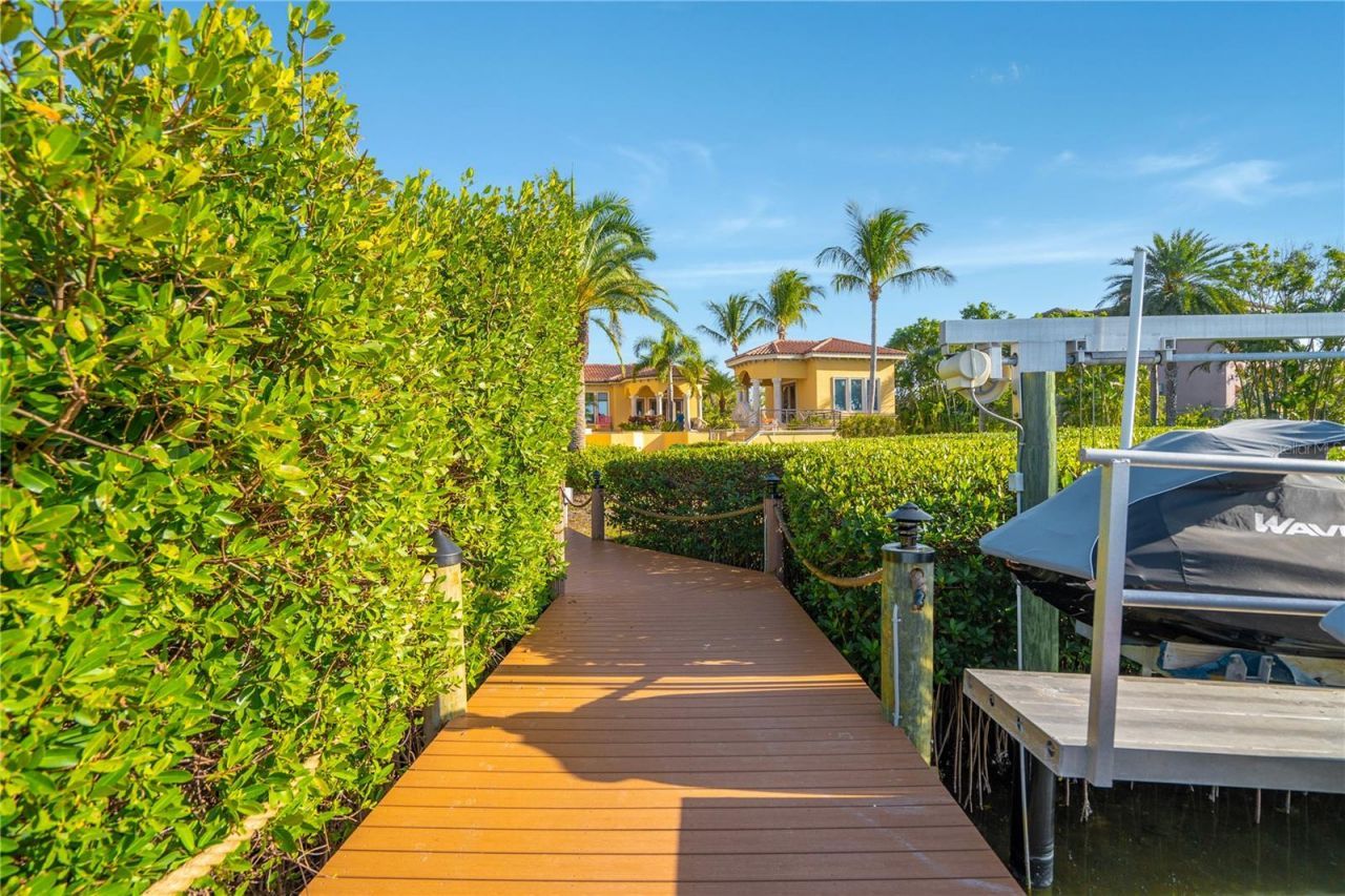 1363 Oceanview Drive, Tierra Verde, FL 33715 Photo