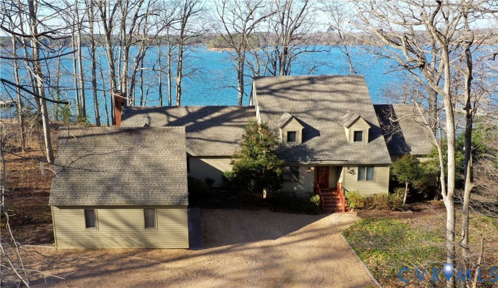 877 Twiggs Ferry Road, Hartfield, VA 23071 Main Photo