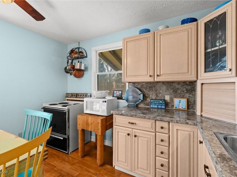 2112 S Harborview Drive, Lakeside Marblehead, OH 43440 Photo 21