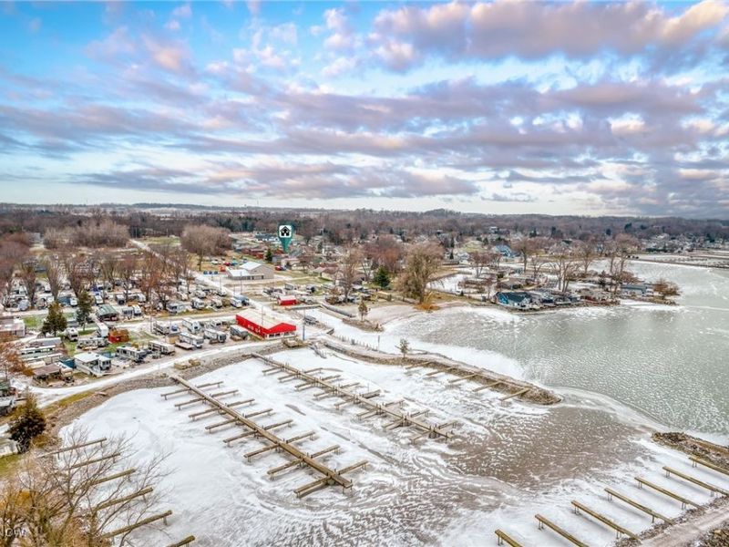 2112 S Harborview Drive, Lakeside Marblehead, OH 43440 Photo 4