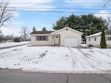 132 Villard Street, Apple Creek, OH 44606