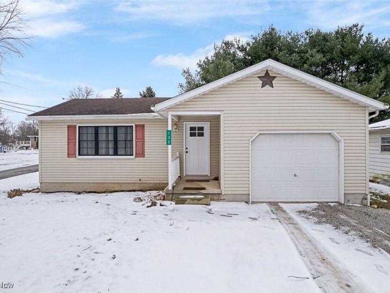 132 Villard Street, Apple Creek, OH 44606 Photo 3