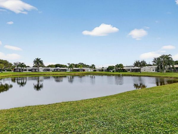 18900 Haywood Terrace, Unit 6, Boca Raton, FL 33496