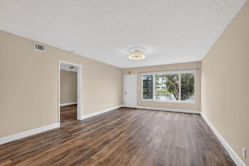 18900 Haywood Terrace, Unit 6, Boca Raton, FL 33496 Photo