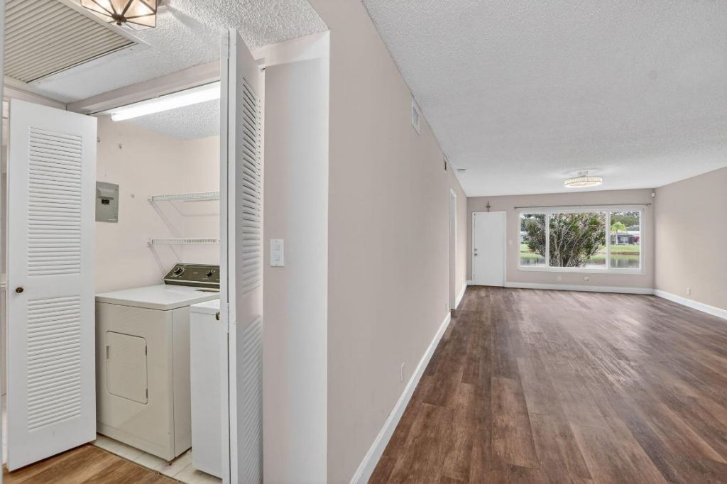 18900 Haywood Terrace, Unit 6, Boca Raton, FL 33496 Photo