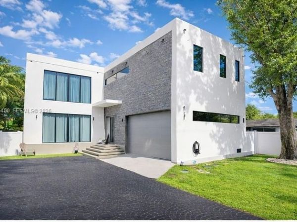 4031 SW 54th Ct, Dania Beach, FL 33314