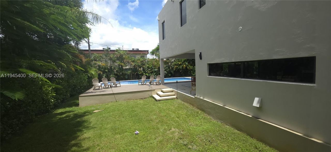 4031 SW 54th Ct, Dania Beach, FL 33314 Photo