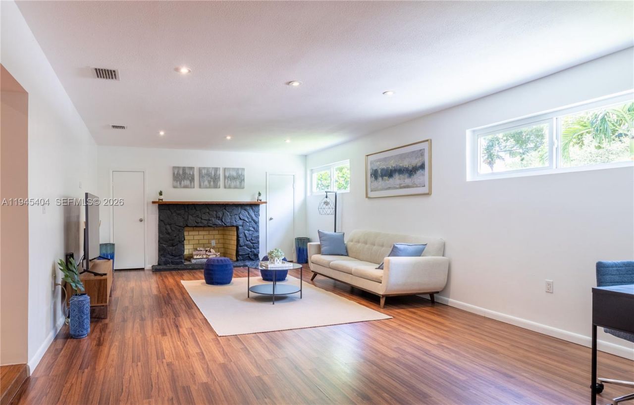 14325 NE 8th Ave , North Miami, FL 33161 Photo