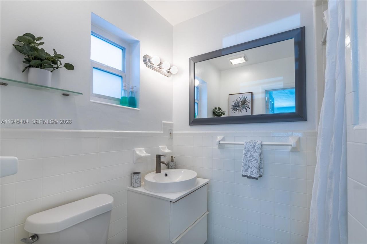 14325 NE 8th Ave , North Miami, FL 33161 Photo