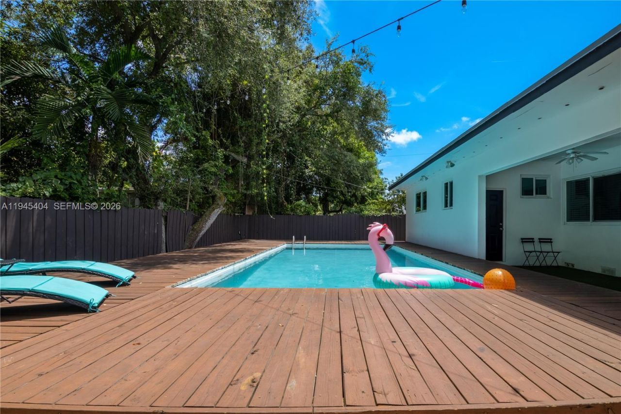 14325 NE 8th Ave , North Miami, FL 33161 Photo