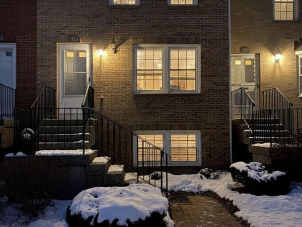 103 Derryfield Court, Manchester, NH 03104