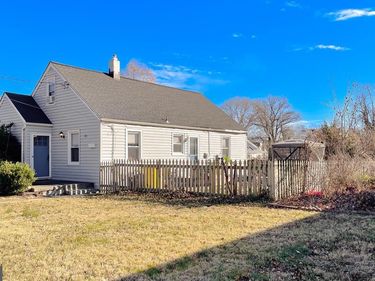 31 GOVERNORS GATE, LINTHICUM, MD 21090