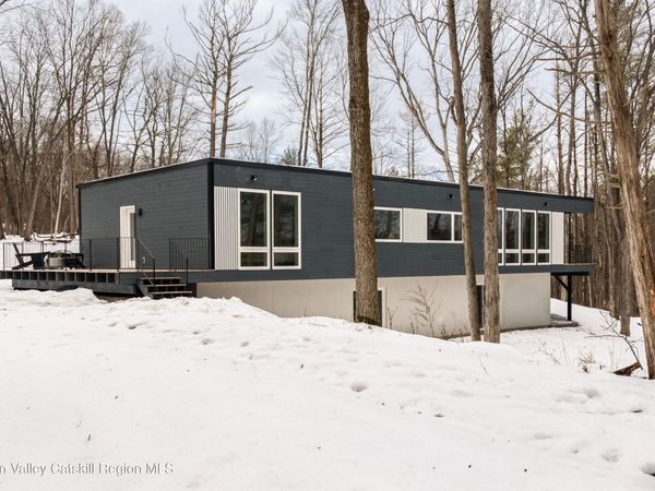 120 Cauterskill Avenue, Catskill, NY 12414