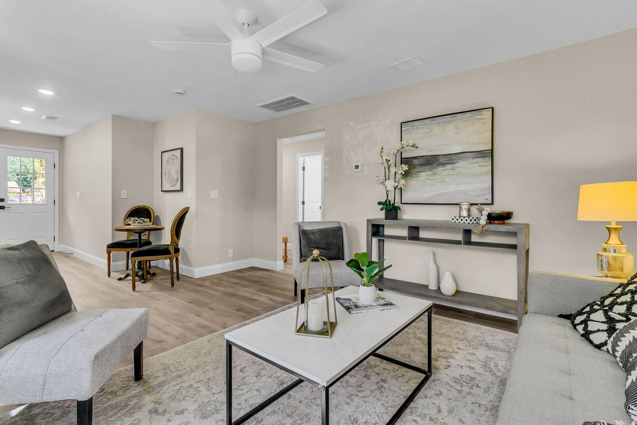 635 Sequoia Street Photo 16