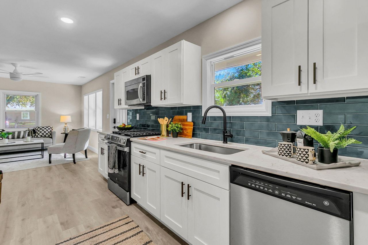 635 Sequoia Street Photo 7