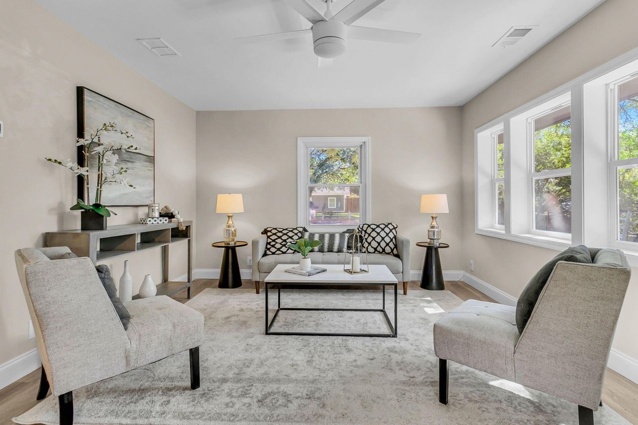 635 Sequoia Street Photo 9