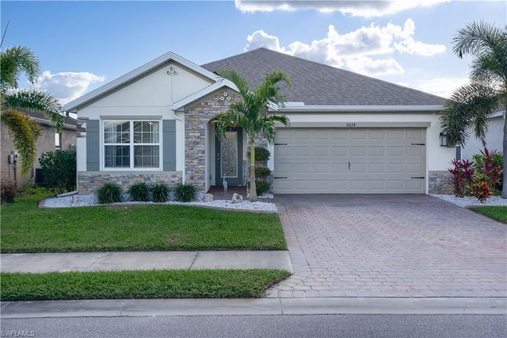 8824 Cascade Price Cir, North Fort Myers, FL 33917 Photo