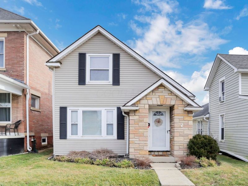 180 Long Street, Ashville, OH 43103 Photo 1