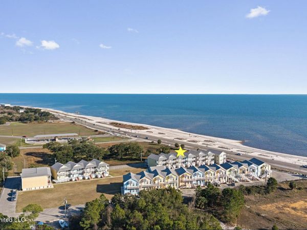 1515 E Beach Boulevard, Pass Christian, MS 39571