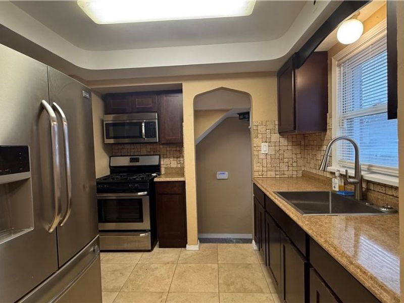 4643 E 90th Street, Garfield Heights, OH 44125 Photo 2