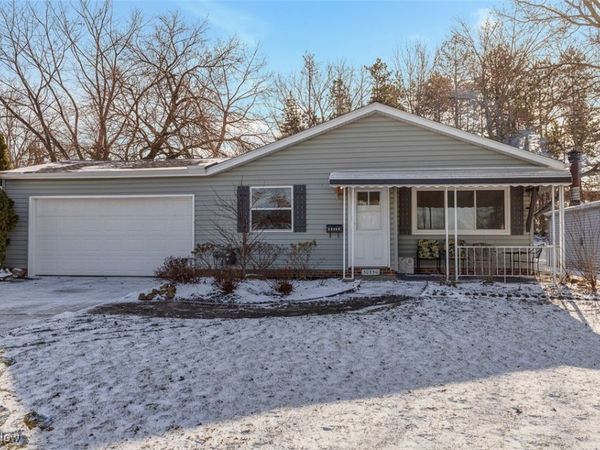 30350 Twin Lakes Drive, Wickliffe, OH 44092