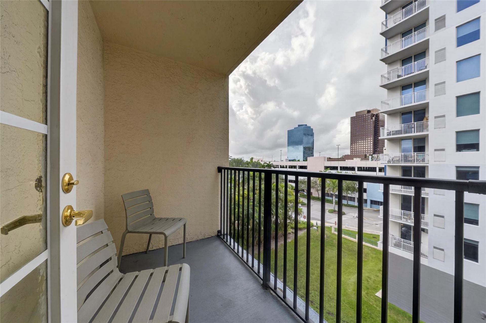 520 SE 5th Avenue, Unit 2404, Fort Lauderdale, FL 33301 Photo
