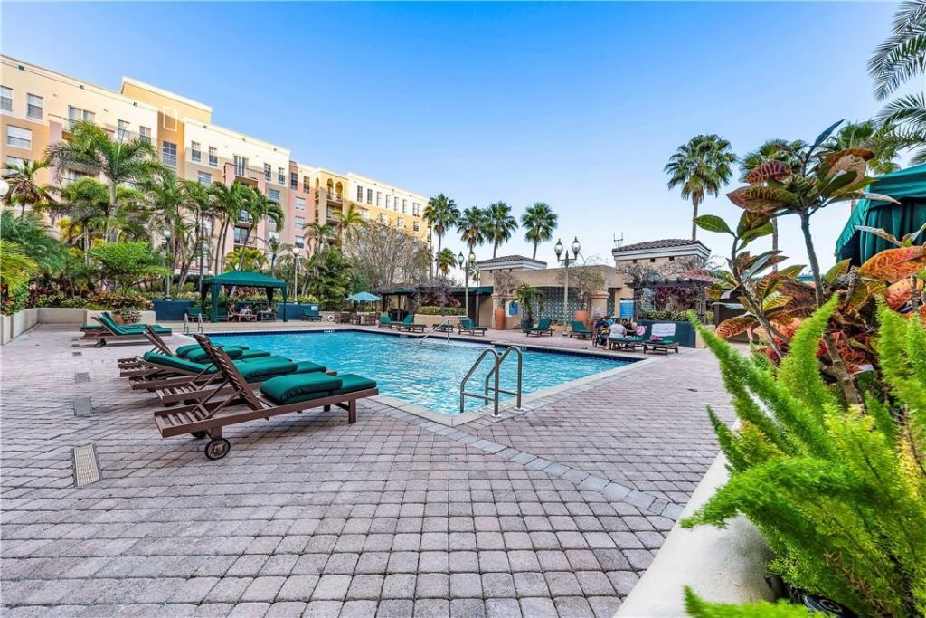 520 SE 5th Avenue, Unit 2404, Fort Lauderdale, FL 33301 Photo