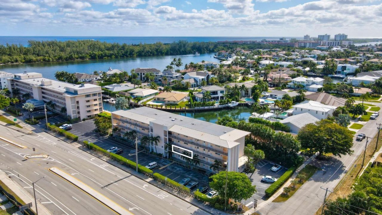 698 NE Spanish River Boulevard, Unit 24, Boca Raton, FL 33431 Photo