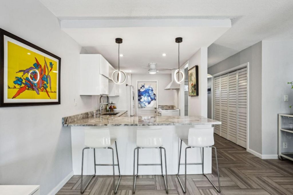 698 NE Spanish River Boulevard, Unit 24, Boca Raton, FL 33431 Photo