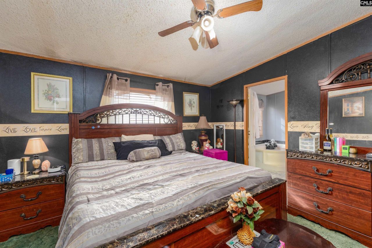 1973 Glenn Road Photo 10