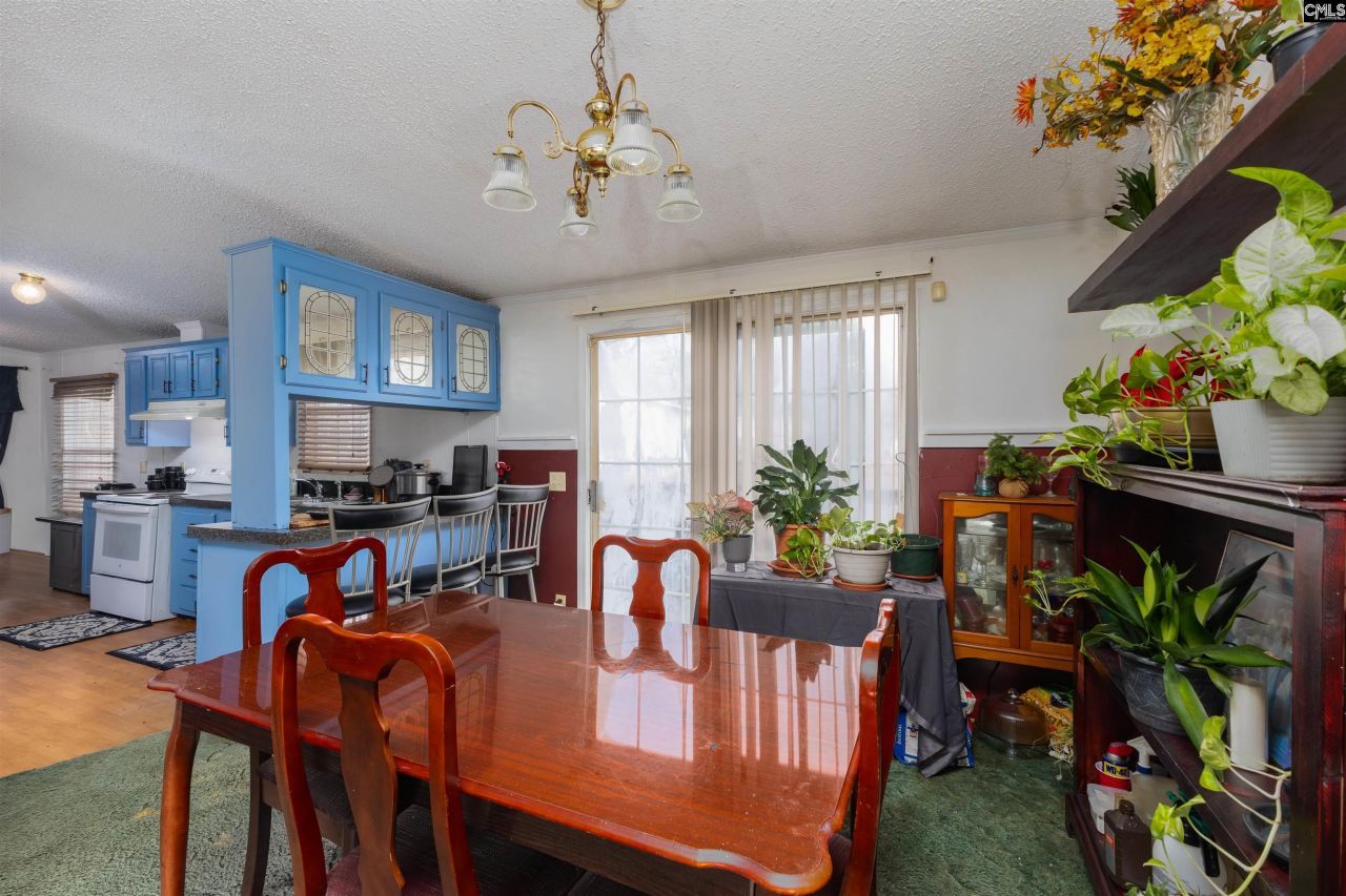 1973 Glenn Road Photo 5