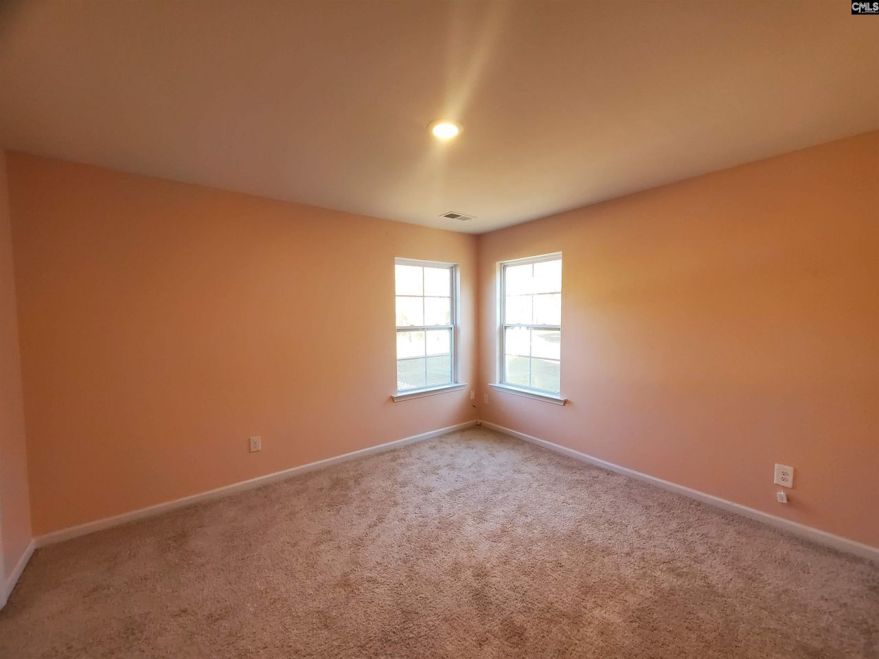 166 Belgrave Drive Photo 12