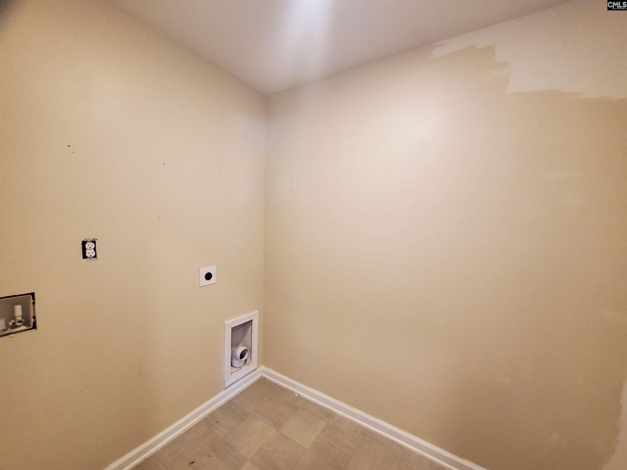 166 Belgrave Drive Photo 14