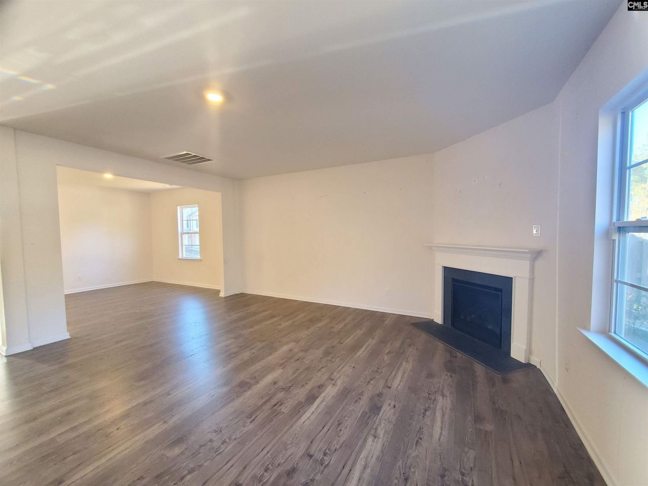 166 Belgrave Drive Photo 6