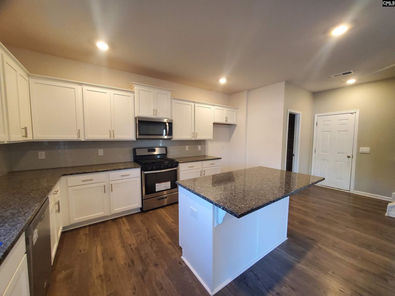 166 Belgrave Drive Photo 8