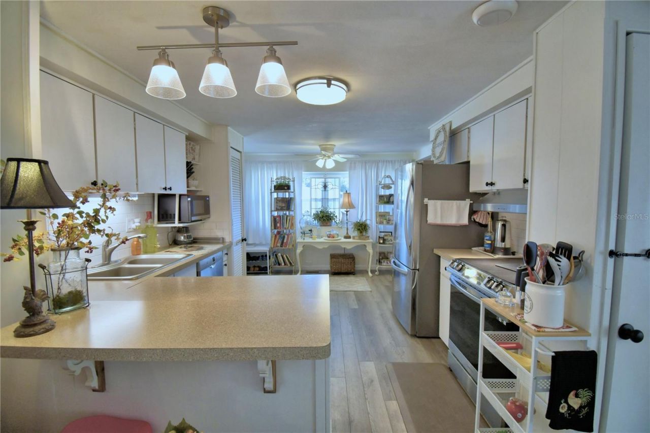 141 Paradise Lane, Auburndale, FL 33823 Photo