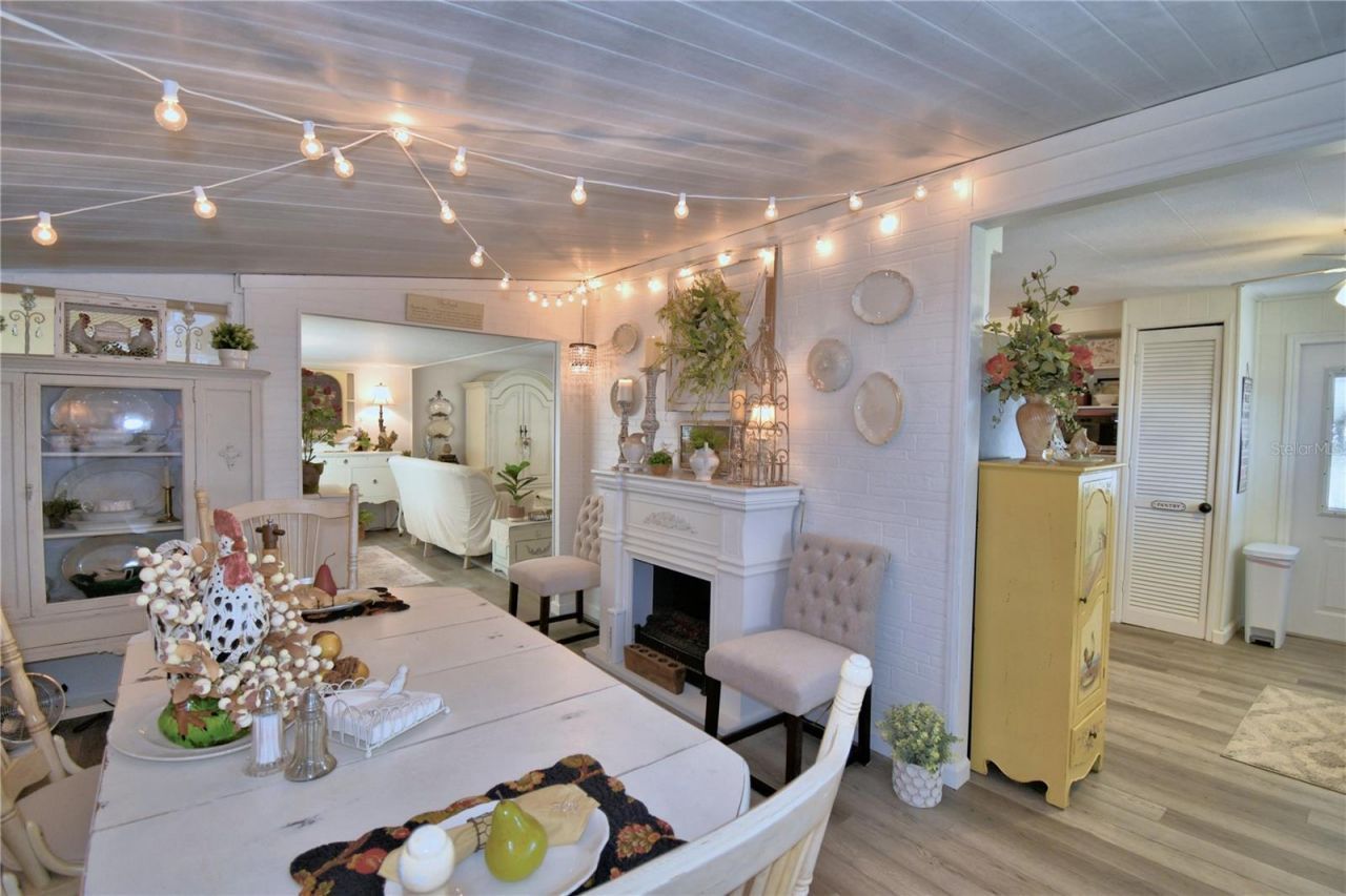 141 Paradise Lane, Auburndale, FL 33823 Photo