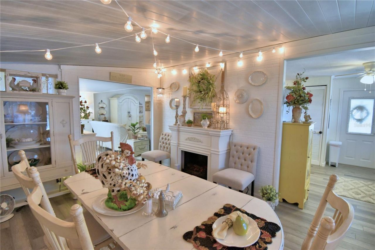 141 Paradise Lane, Auburndale, FL 33823 Photo