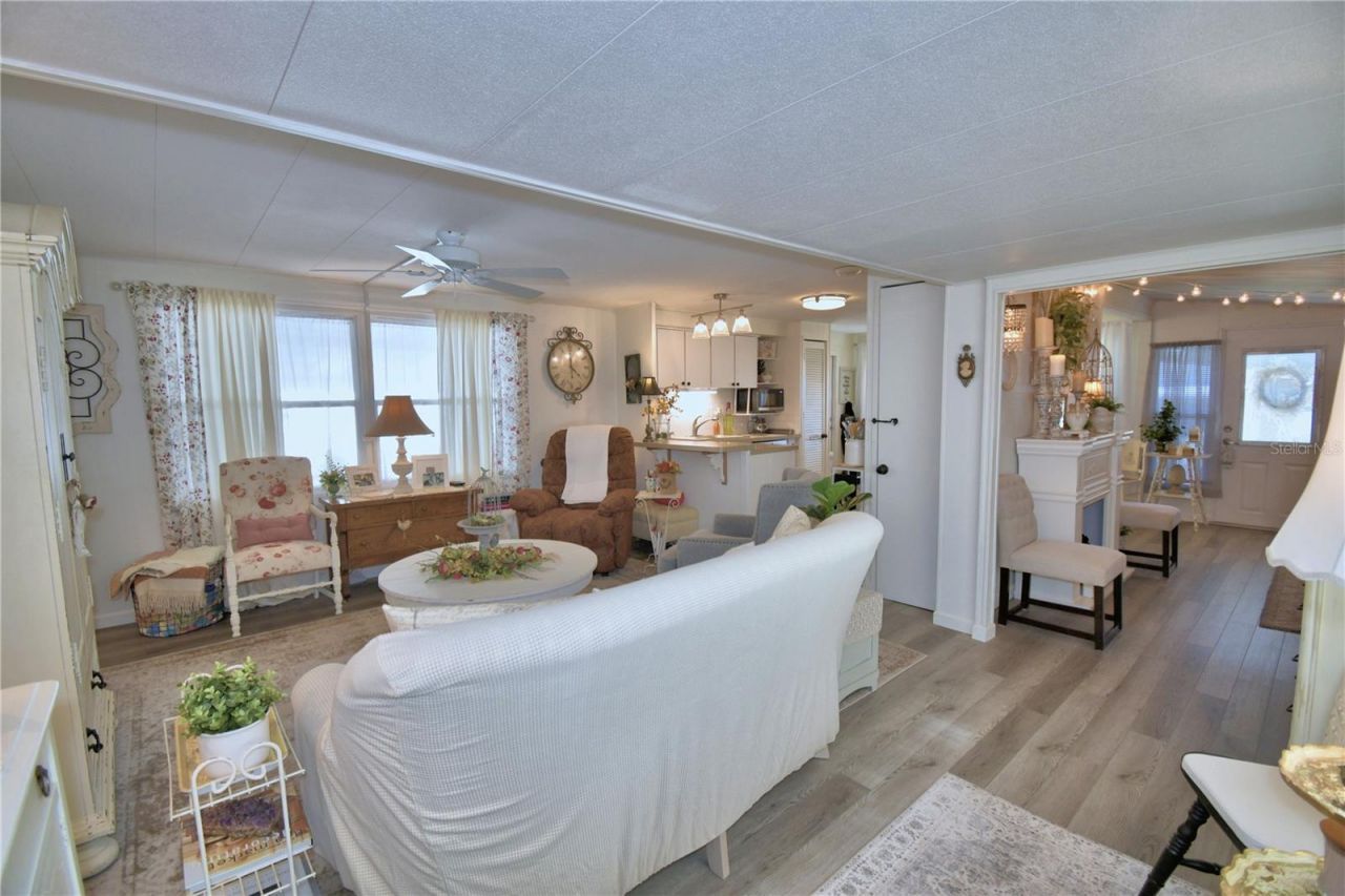 141 Paradise Lane, Auburndale, FL 33823 Photo