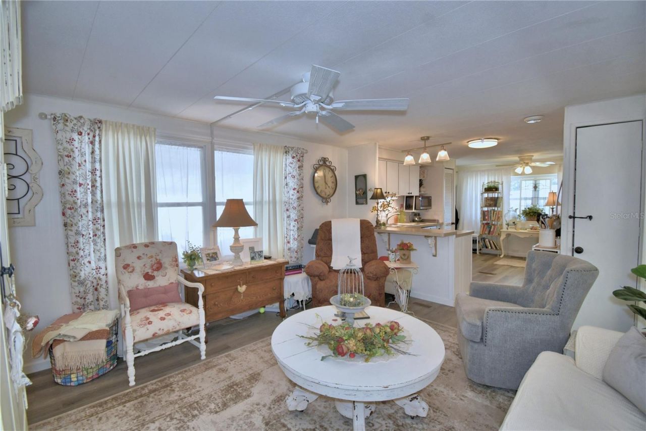 141 Paradise Lane, Auburndale, FL 33823 Photo