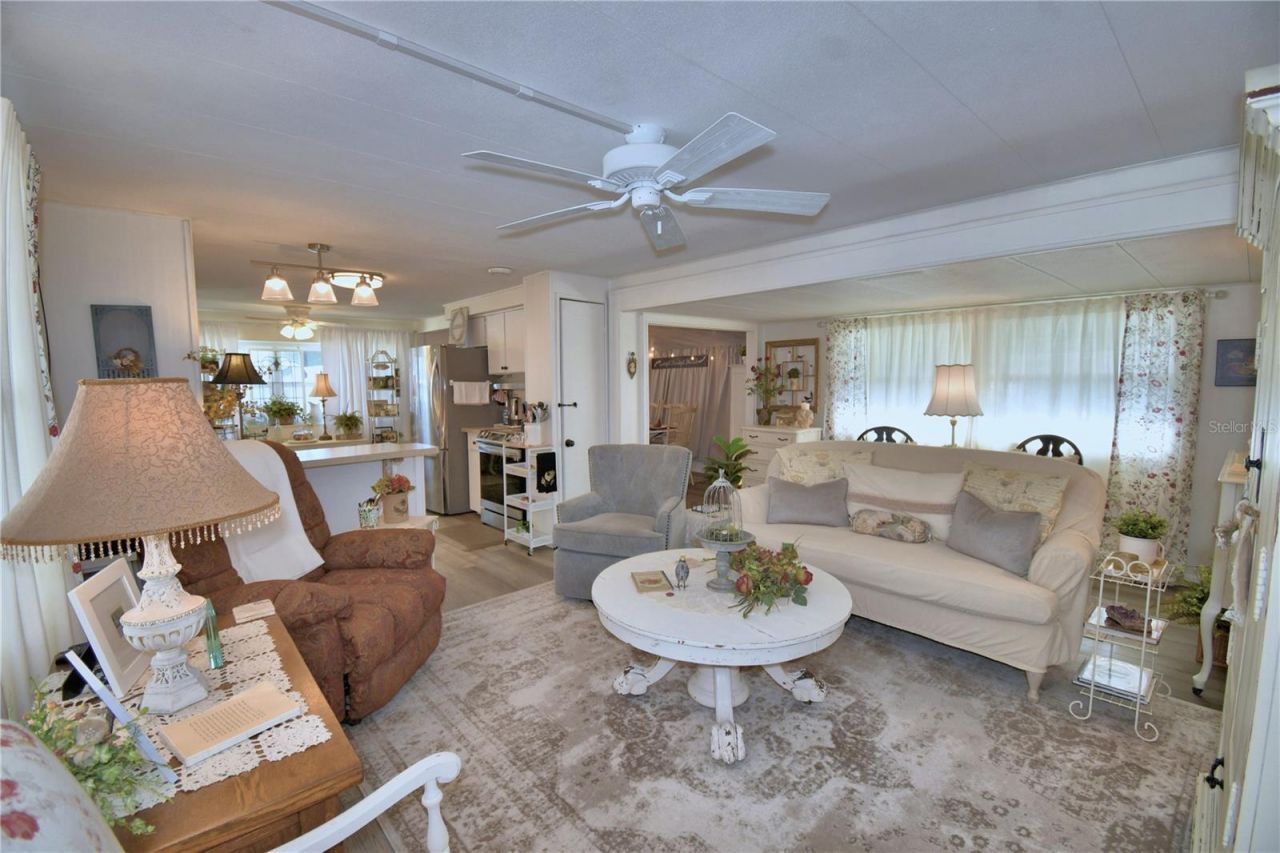 141 Paradise Lane, Auburndale, FL 33823 Photo